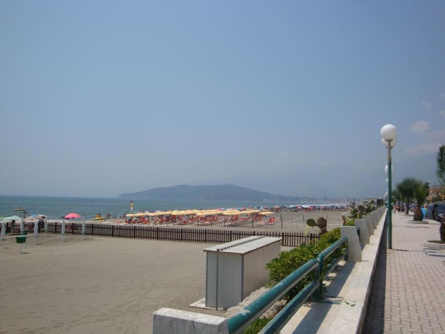 Ferienwohnung Girasole A Due Passi Dal Mare Minturno Exterior foto