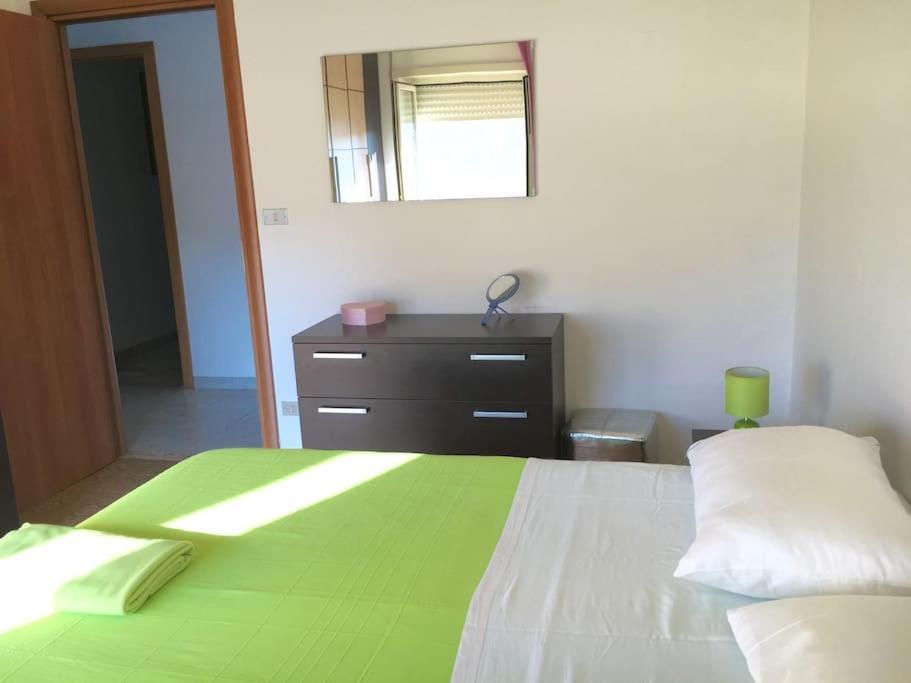 Ferienwohnung Girasole A Due Passi Dal Mare Minturno Exterior foto