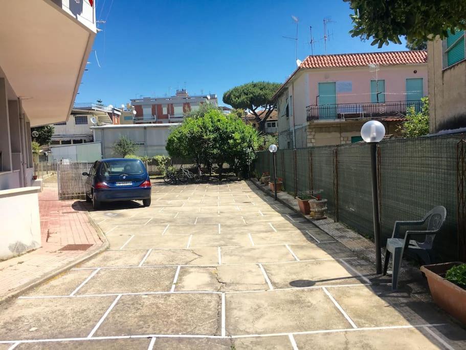 Ferienwohnung Girasole A Due Passi Dal Mare Minturno Exterior foto